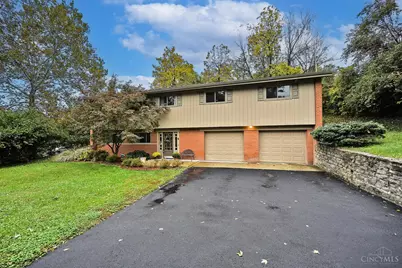 563 Wellesley Avenue, Springfield Township, OH 45224 - Photo 2