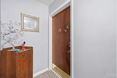 3825 Petoskey Avenue #31, Mariemont, OH 45227 - Photo 2