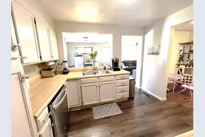 354 Rockford Drive, Hamilton, OH 45013 - Photo 4