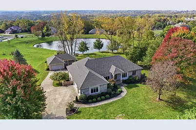 812 Valley View Point, Springboro, OH 45066 - Photo 1