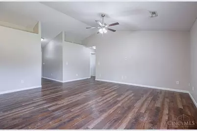 271 Lakengren Drive, Lake Lakengren, OH 45320 - Photo 2