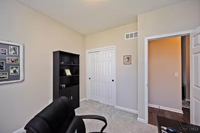 975 London Court, Union Township, OH 45245 - Photo 36