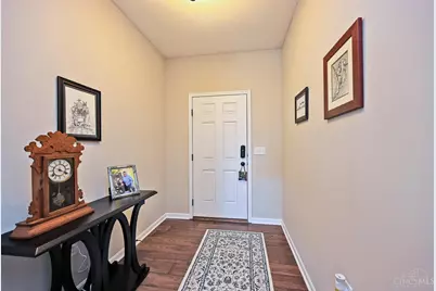 975 London Court, Union Township, OH 45245 - Photo 6