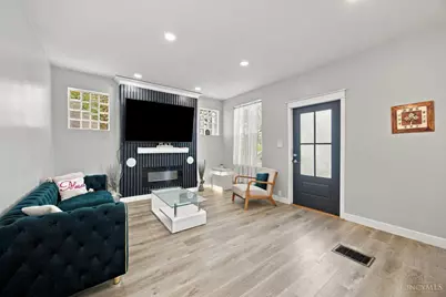 2855 Shaffer, Cincinnati, OH 45211 - Photo 4