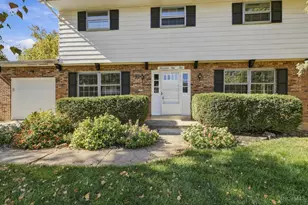 1755 Pinebluff Ln, Anderson Township, OH 45255 - Photo 2