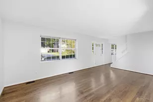 1755 Pinebluff Ln, Anderson Township, OH 45255 - Photo 6