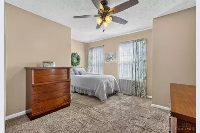 1046 Hayward Circle, Miami Township, OH 45150 - Photo 24