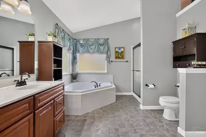 1046 Hayward Circle, Miami Township, OH 45150 - Photo 20