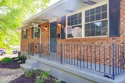 673 Karnak, Delhi Township, OH 45233 - Photo 2