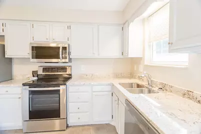 673 Karnak, Delhi Township, OH 45233 - Photo 14