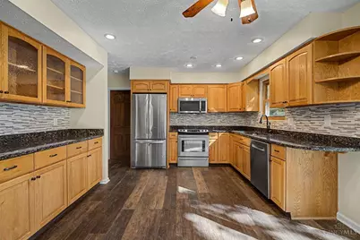 615 Queensgate Road, Springboro, OH 45066 - Photo 16