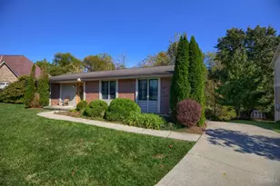 10228 Springbeauty Ln, Springfield Township, OH 45231 - Photo 1