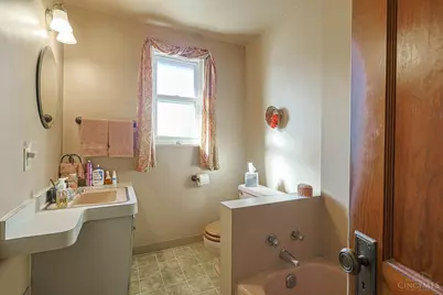4203 Harding Avenue, Cheviot, OH 45211 - Photo 24