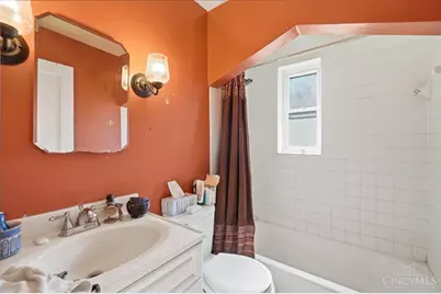 320 Grove Court, Wyoming, OH 45215 - Photo 14