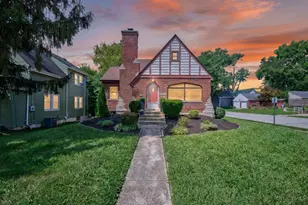 6747 Plainfield Rd, Silverton, OH 45236 - Photo 1