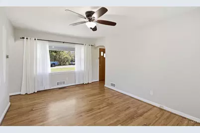 325 N Union Street, Bethel, OH 45106 - Photo 10
