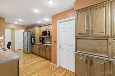 11107 Jardin Place, Blue Ash, OH 45241 - Photo 20