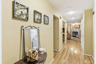 11107 Jardin Place, Blue Ash, OH 45241 - Photo 6