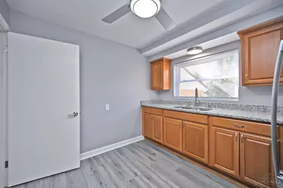 6605 Elwynne Drive, Cincinnati, OH 45236 - Photo 12
