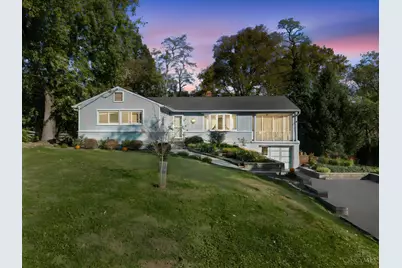 570 Wellesley Avenue, Springfield Township, OH 45224 - Photo 2