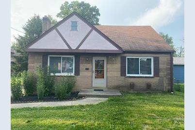 4550 Leslie Avenue - Photo 1
