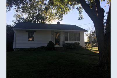 10928 Chester Road - Photo 1