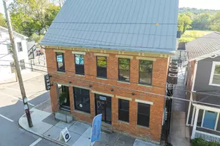 3227 Riverside Dr, Cincinnati, OH 45226 - Photo 1