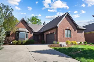 100 Carruthers Pond Dr, Glendale, OH 45246 - Photo 1