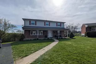 12133 Dorset Dr, Sharonville, OH 45241 - Photo 1
