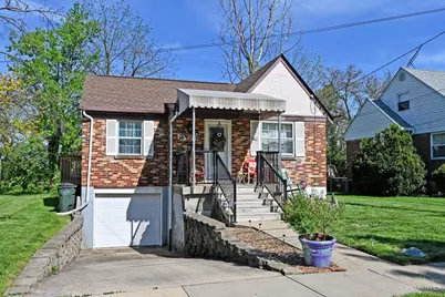 142 S Grove Avenue, Wyoming, OH 45215 - Photo 1