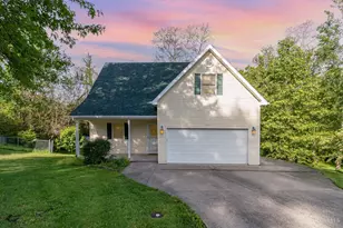 156 Vaughn Ave, Hillsboro, OH 45133 - Photo 1