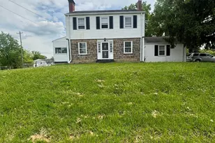 805 W Galbraith Rd, Springfield Township, OH 45231 - Photo 1