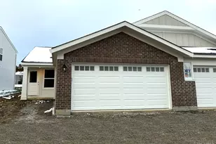 1627 Scenicview Ln, Miami Township, OH 45150 - Photo 1