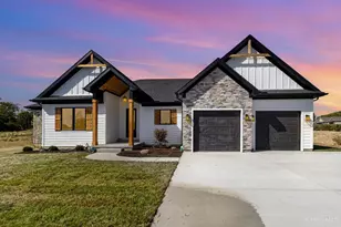 751 Lake Bluff Ct, Lebanon, OH 45036 - Photo 1