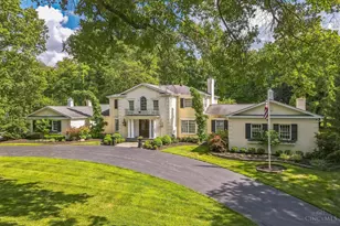 8075 Kugler Mill Rd, Indian Hill, OH 45243 - Photo 1