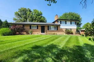 4144 Crystal View Ct, Sharonville, OH 45241 - Photo 1