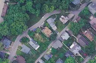 2060 Maplecrest Dr, Kettering, OH 45409 - Photo 1