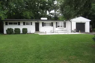 8608 Long Ln, Springfield Township, OH 45231 - Photo 1