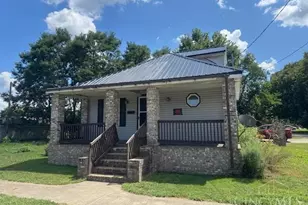 208 W 2nd St, Manchester, OH 45144 - Photo 1