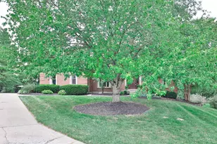 5911 Hazeltine Ct, West Chester, OH 45069 - Photo 1