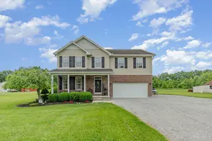 3555 Davis Farms Ln, Tate Township, OH 45106 - Photo 1