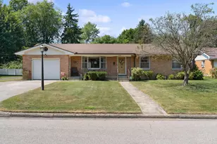 458 Virginia Cir, Wilmington, OH 45177 - Photo 1