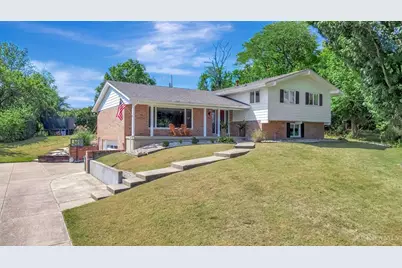 127 W Fairway Drive, Hamilton, OH 45013 - Photo 1