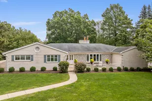 5536 Palisades Dr, Delhi Township, OH 45238 - Photo 1