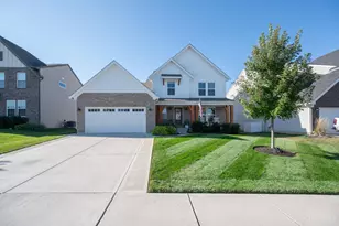 1527 Englewood Ct, Hamilton Township, OH 45039 - Photo 1