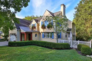 1221 Herschel Woods Ln, Cincinnati, OH 45208 - Photo 1