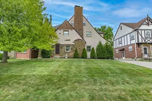 1104 Sunnyslope Dr, Cincinnati, OH 45229 - Photo 1