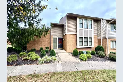 18 Oakwood Court, Springdale, OH 45246 - Photo 1