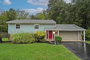 702 W Levitt Pl, Union Township, OH 45245 - Photo 1
