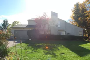 2143 Spinningwheel Ln, Anderson Township, OH 45244 - Photo 1